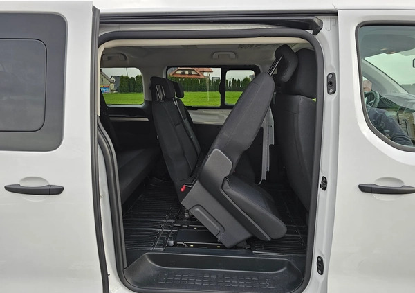 Toyota ProAce cena 162900 przebieg: 22900, rok produkcji 2022 z Rumia małe 137
